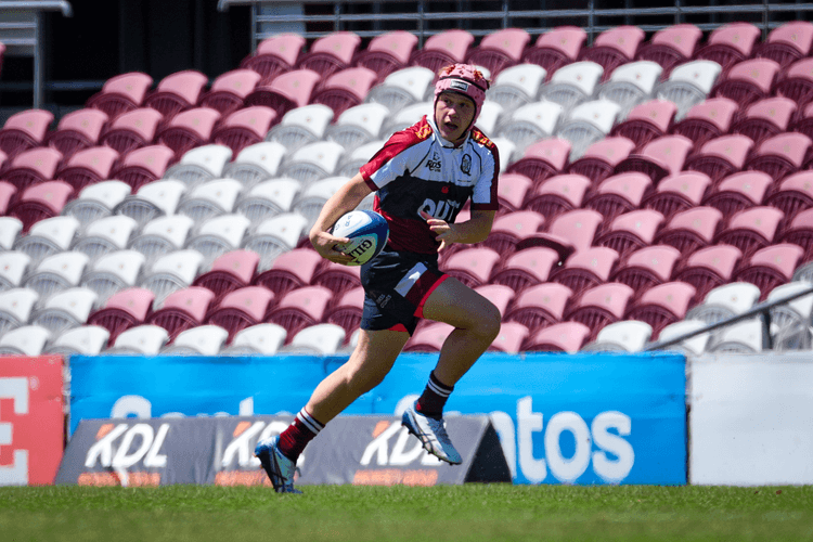 Reds U15s captain Hugh Stanbury on the fly against NSW at Ballymore Stadium