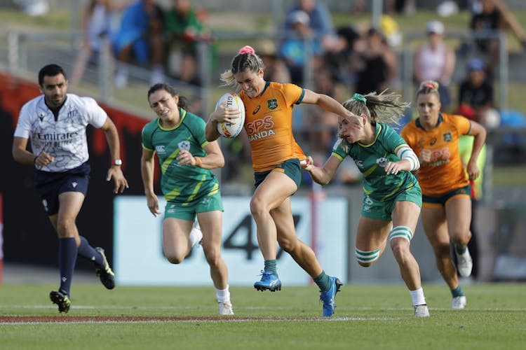 Dom du Toit will make her return to Reds colours this week in Round 3 of the AON Next Gen 7s series. 