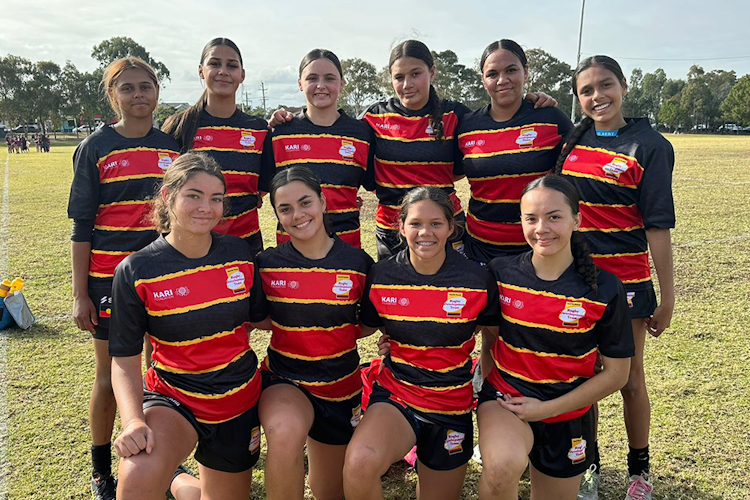 Reese (front row, second from the left) and her teammates at the National School Girls 7s Championships.